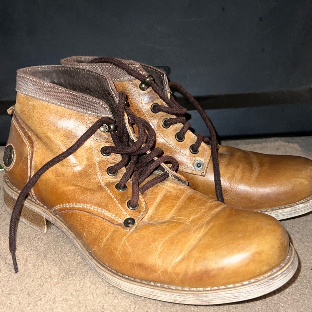 boots